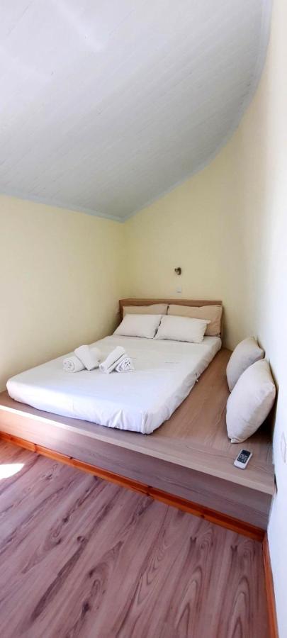 Manto Apartments Lefkada Evgiros Exteriör bild