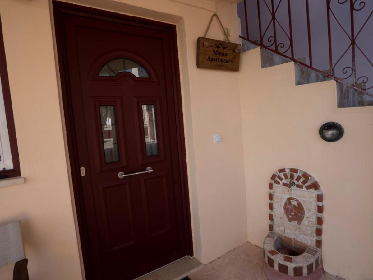 Manto Apartments Lefkada Evgiros Exteriör bild
